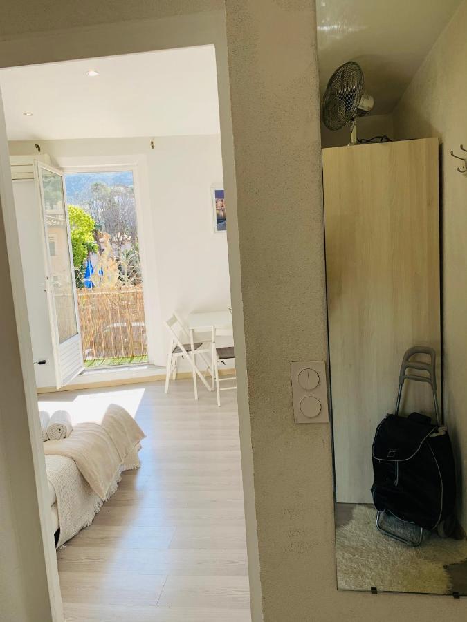 Au Coeur Du Village Joli Studio Cassis Exteriör bild